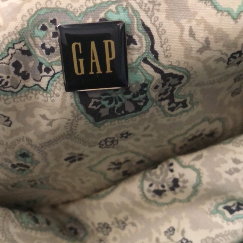 Beautiful fancy GAP purse 💎 - Picture 6 of 8